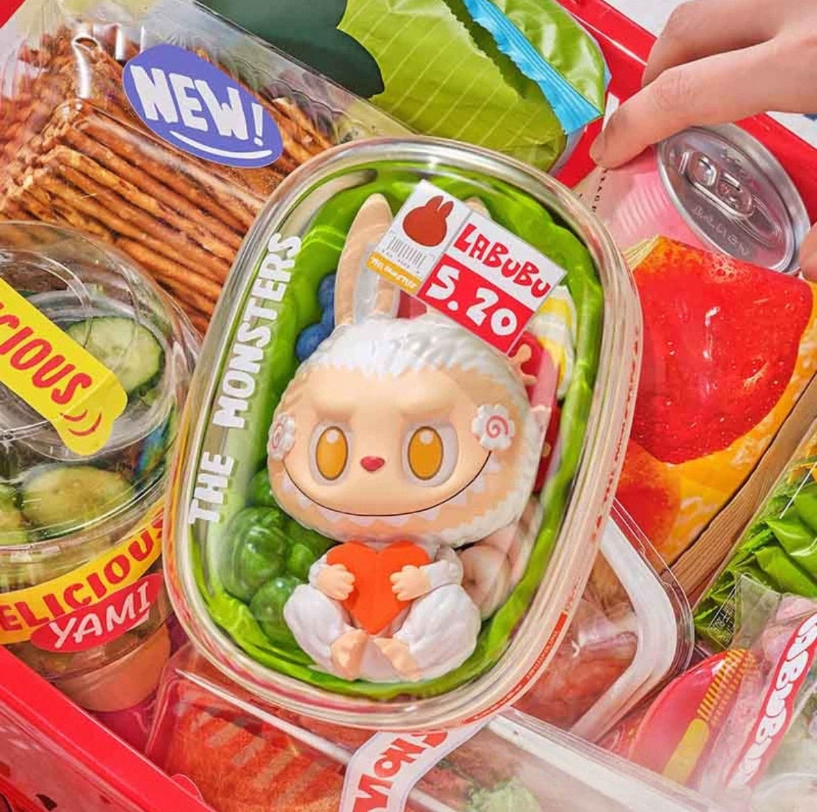 The Monsters wacky mart(Pre-sale)